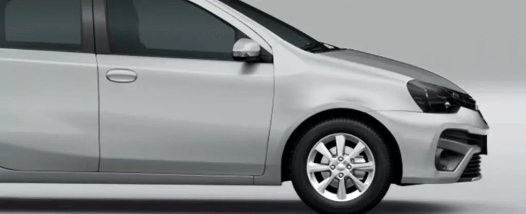 Toyota Etios 2021 frente direita