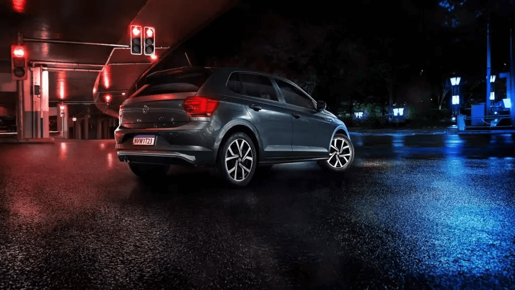 VW Polo 2021 lateral traseira